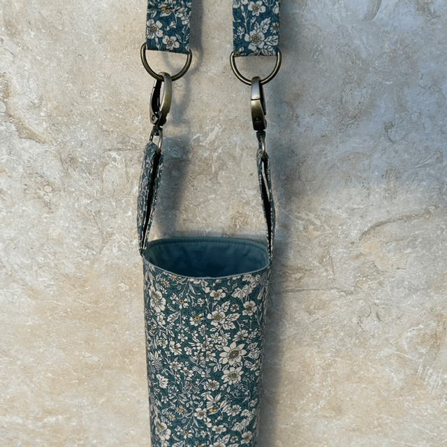 Reusable bottle bags - sage flowers