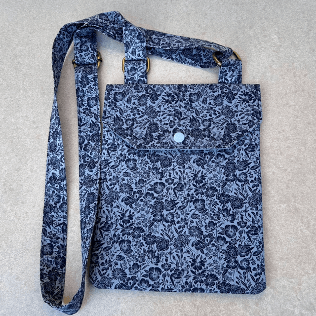Bag - Fabric casual ladies bag - dark blue flowers
